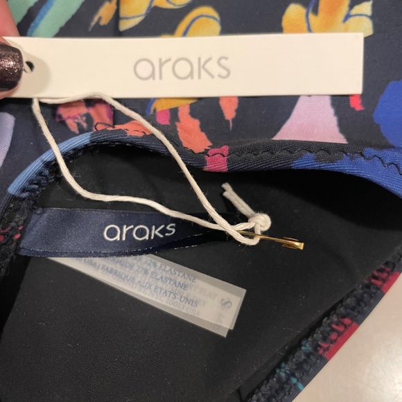 NWT Araks Midnight Floral Yelena Bikini Top and Yumi Hipster Size S - Picture 6 of 8